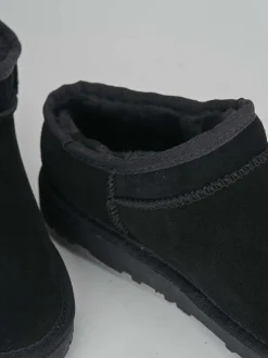 Stivaletti camoscio nero