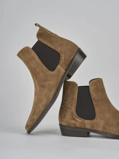 Stivaletti tacco 2cm camoscio marrone