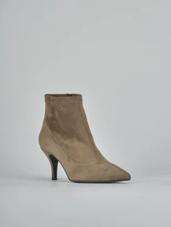 Stivaletti tacco 7cm camoscio beige