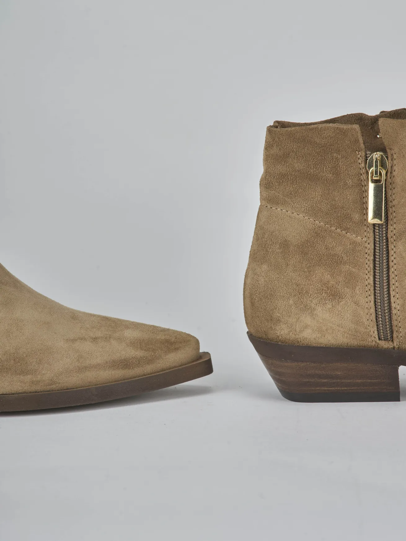 Stivaletti tacco 3cm camoscio marrone