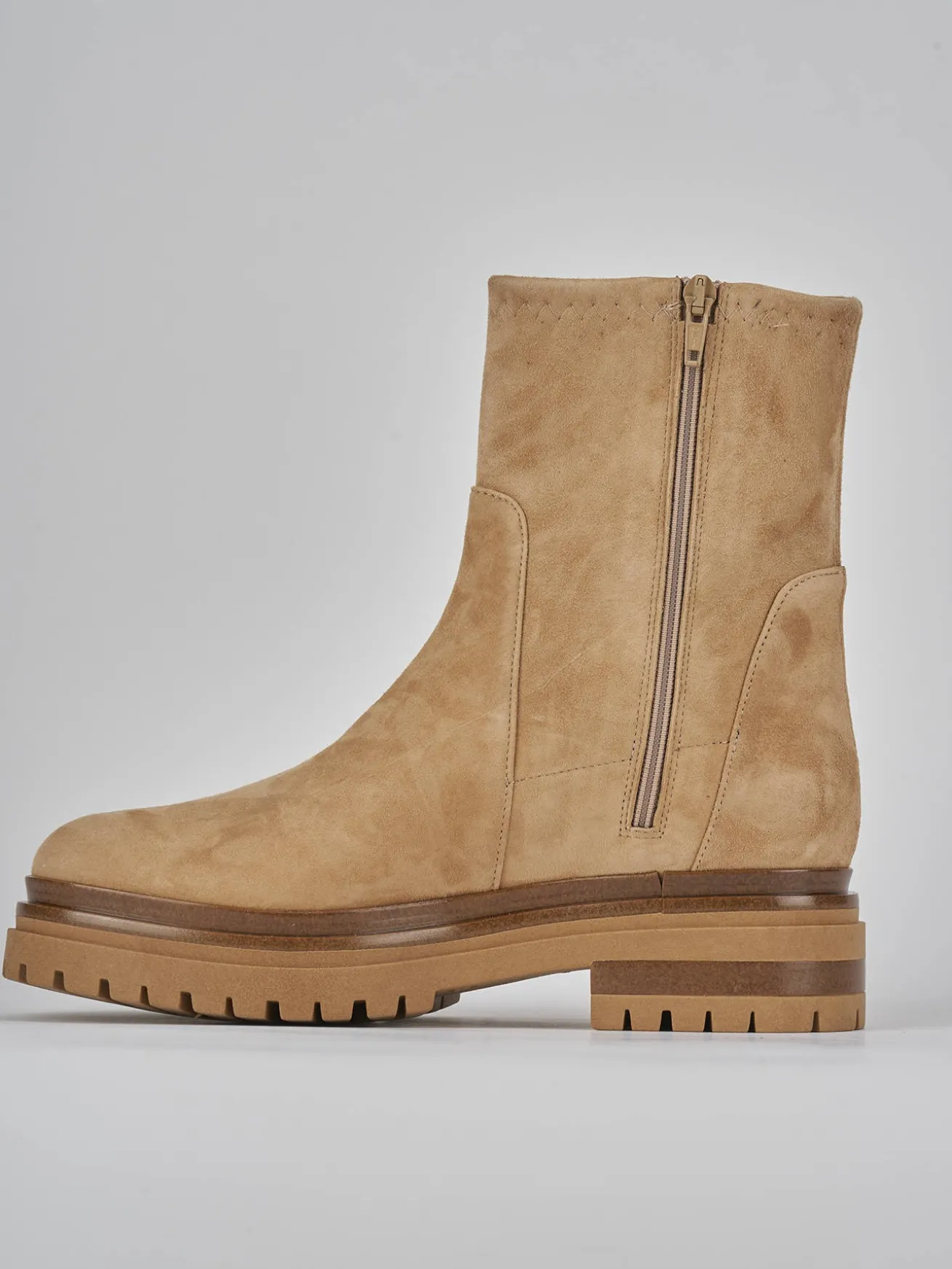 Stivaletti tacco 3cm camoscio marrone