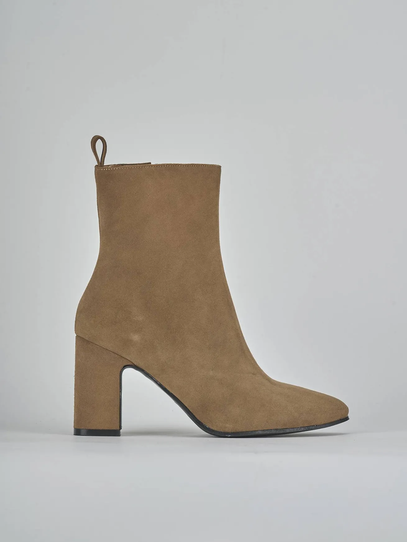 Stivaletti tacco 9cm camoscio marrone