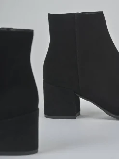 Stivaletti tacco 5cm camoscio nero