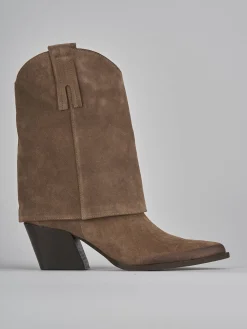 Stivaletti tacco 6cm camoscio beige