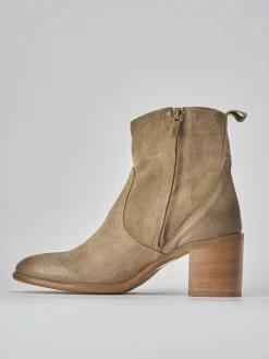 Stivaletti tacco 6cm camoscio beige