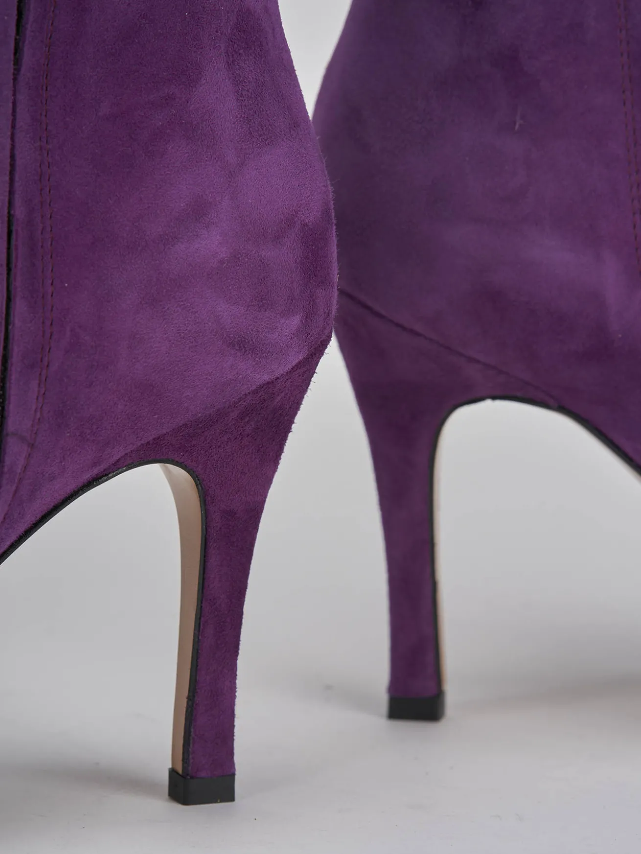 Stivaletti tacco 9cm camoscio viola
