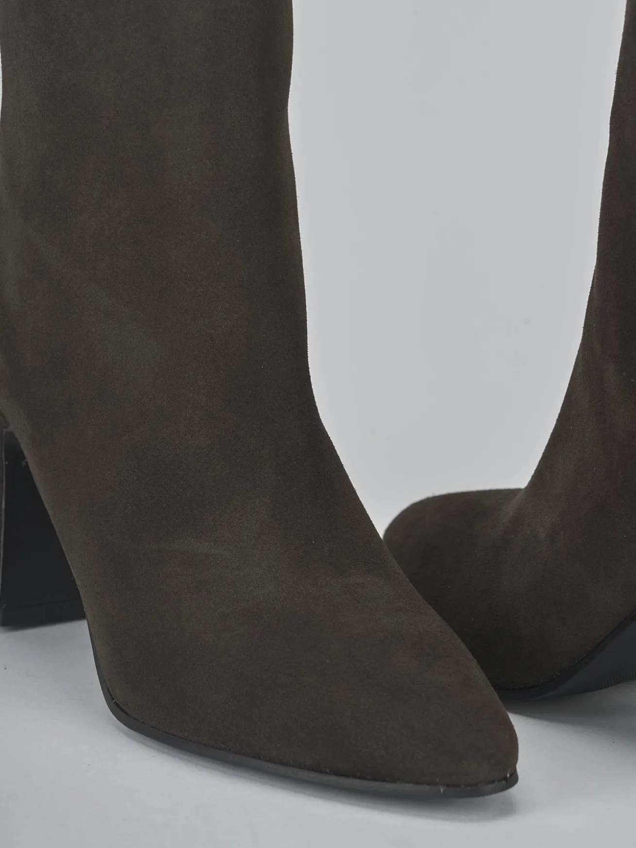 Stivaletti tacco 9cm camoscio testa