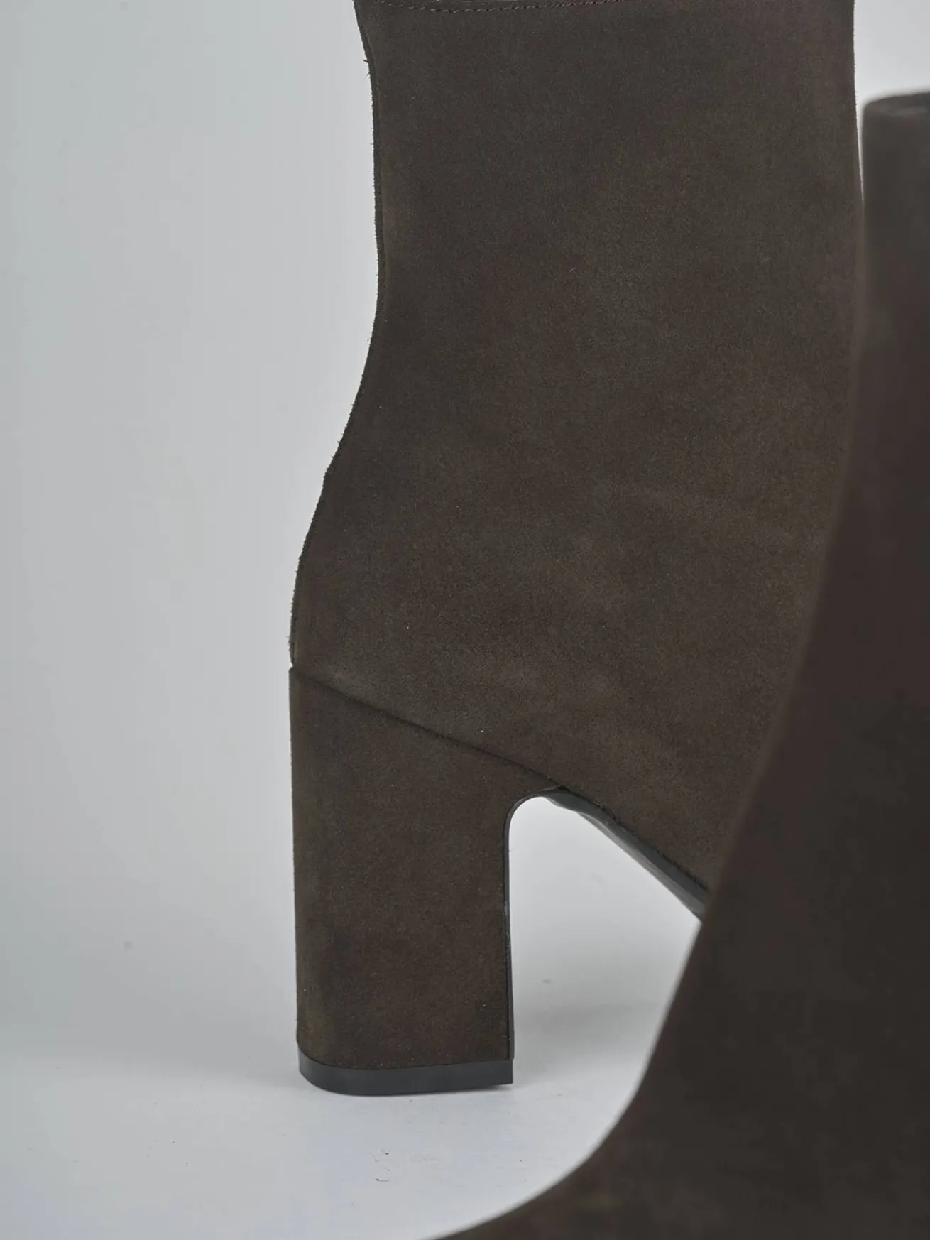 Stivaletti tacco 9cm camoscio testa