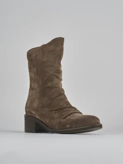 Stivaletti tacco 5cm camoscio beige