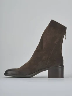 Stivaletti tacco 5cm camoscio testa