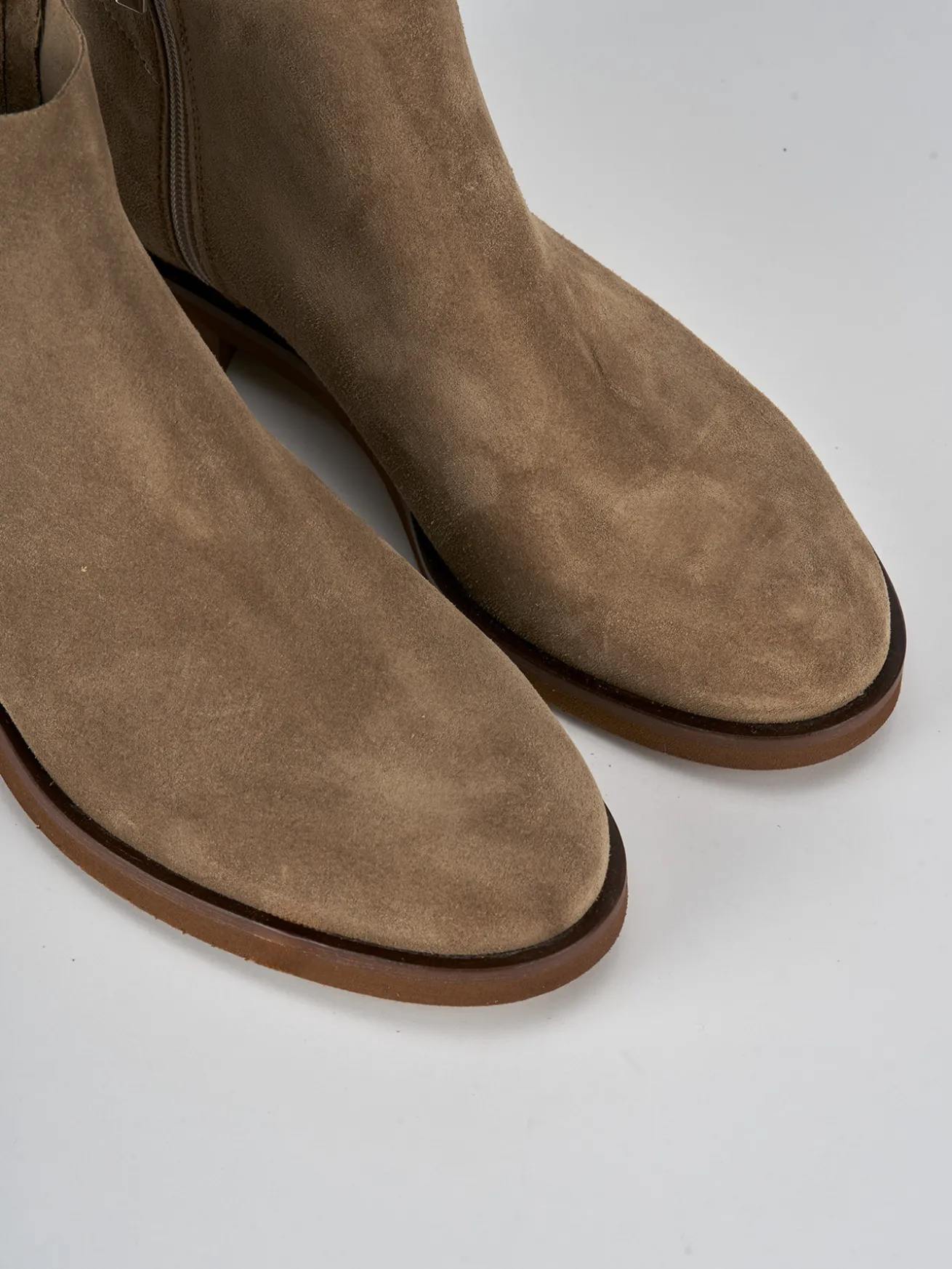 Stivaletti tacco 2cm camoscio marrone