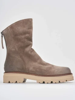 Stivaletti tacco 2cm camoscio beige