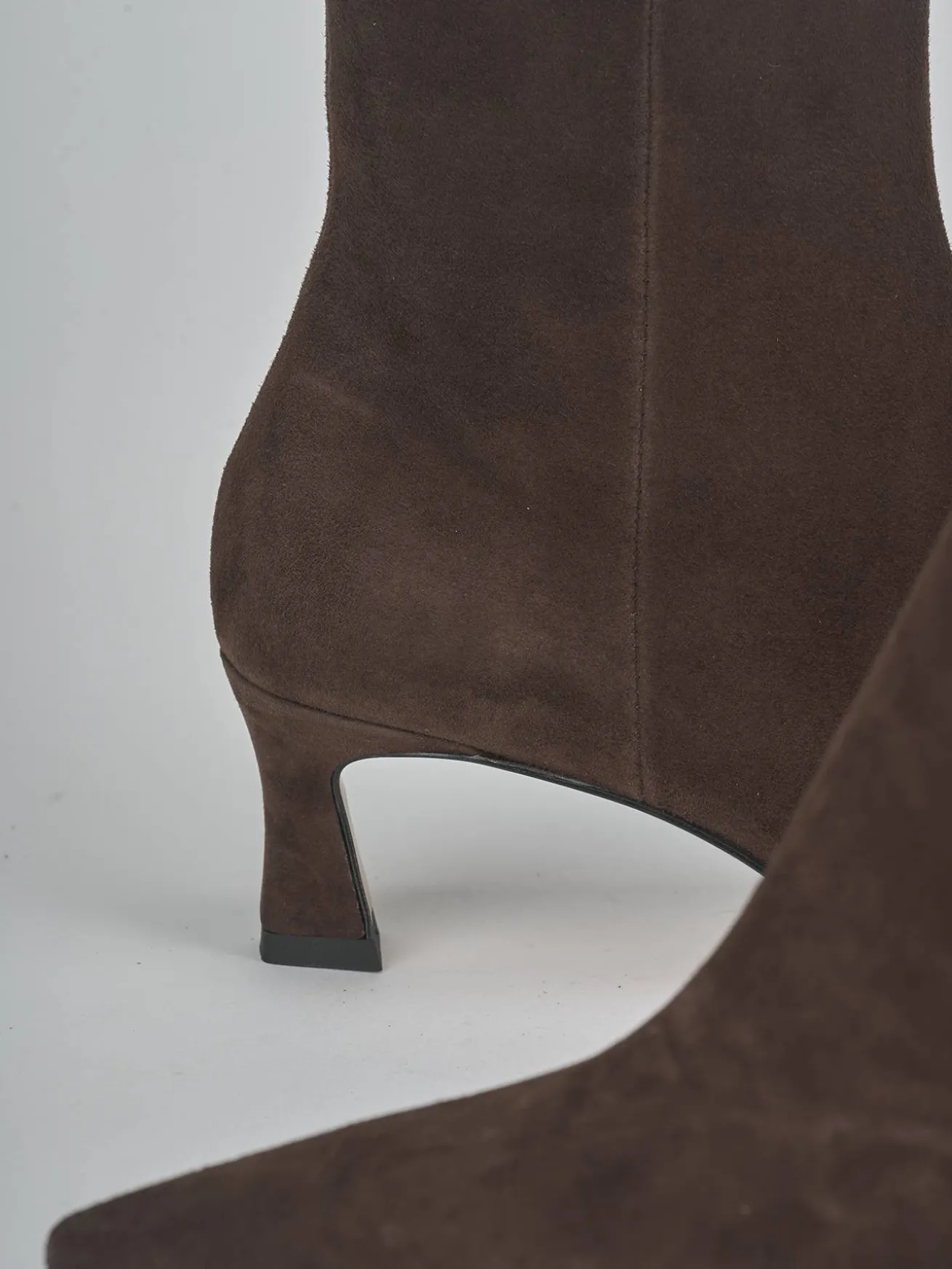 Stivaletti tacco 6cm camoscio testa