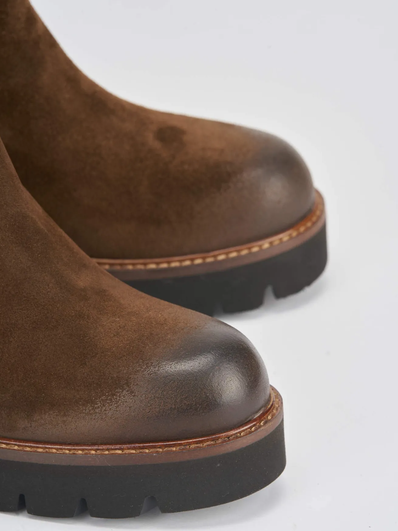 Stivaletti tacco 6cm camoscio marrone