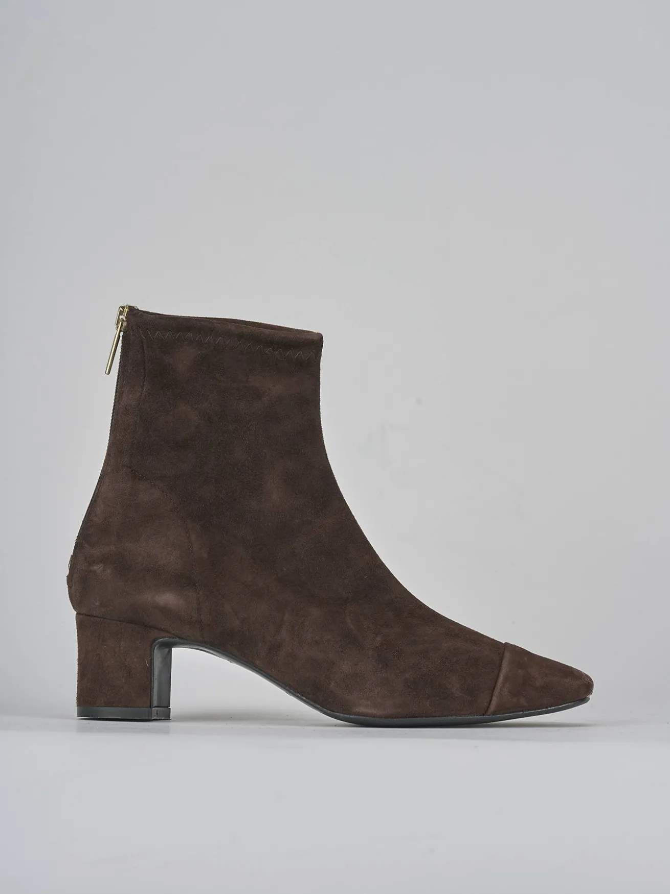 Stivaletti tacco 5cm camoscio testa