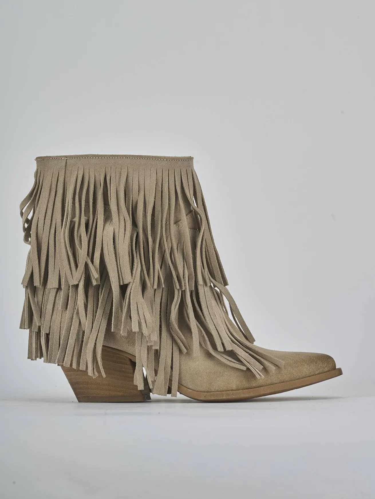 Stivaletti tacco 7cm camoscio beige