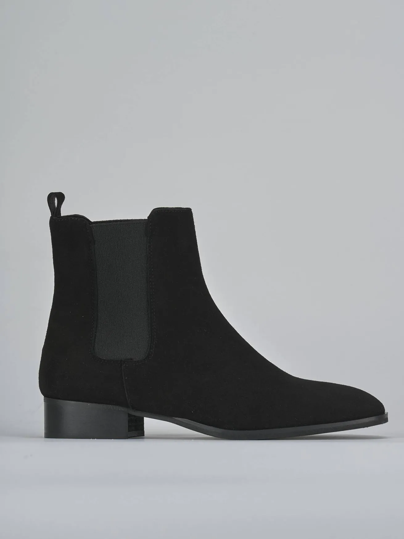 Stivaletti tacco 3cm camoscio nero