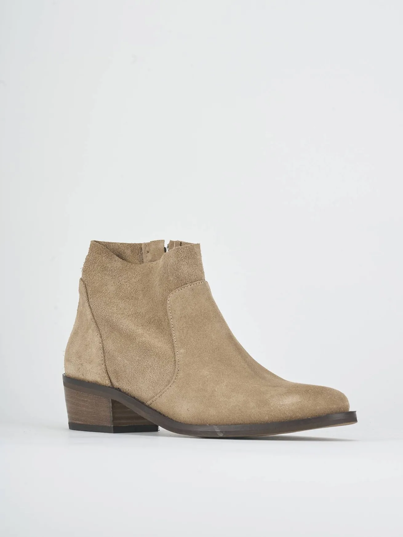 Stivaletti tacco 3cm camoscio marrone