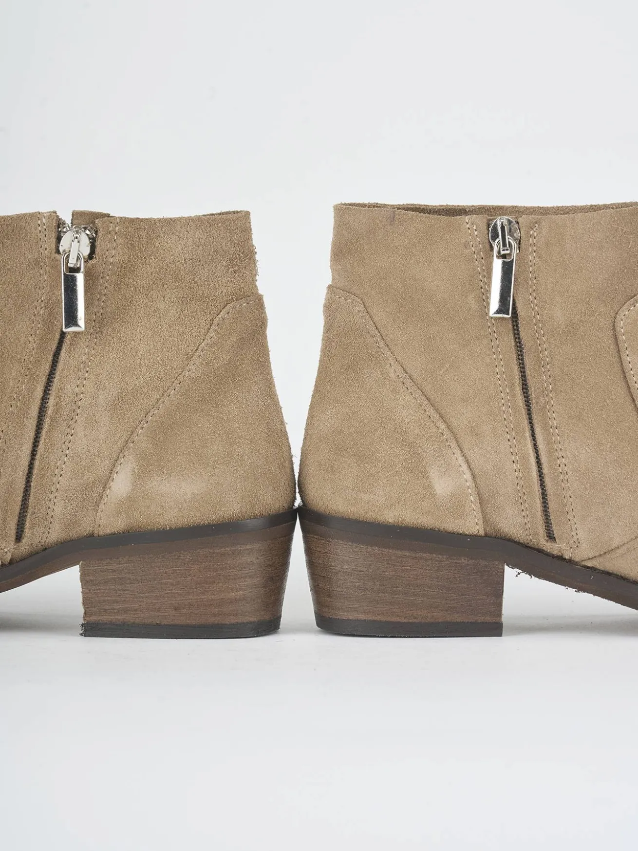 Stivaletti tacco 3cm camoscio marrone