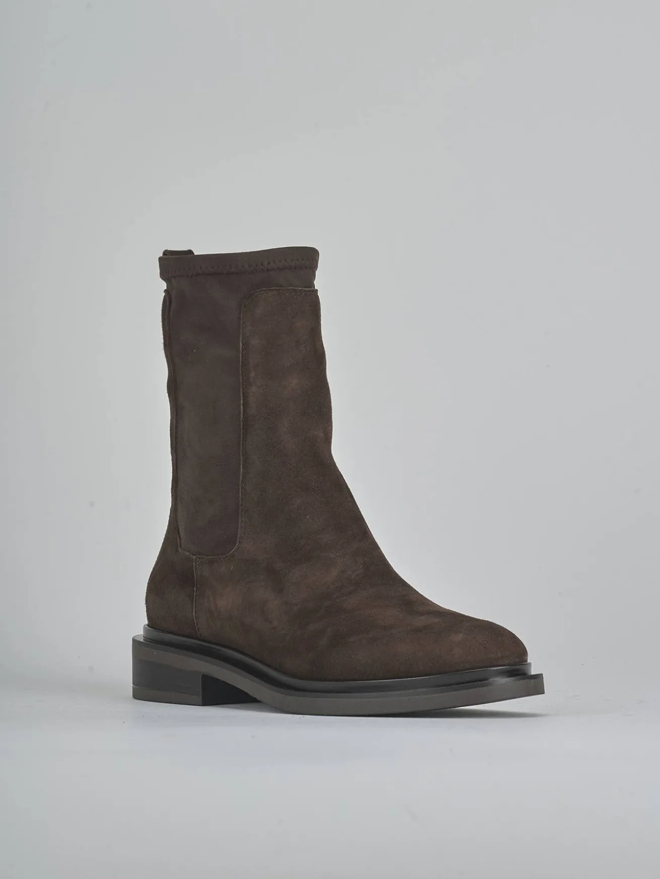 Stivaletti tacco 3cm camoscio testa