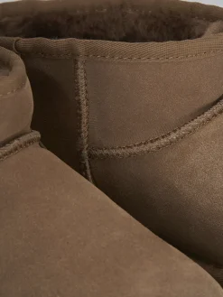 Stivaletti tacco 2cm camoscio beige