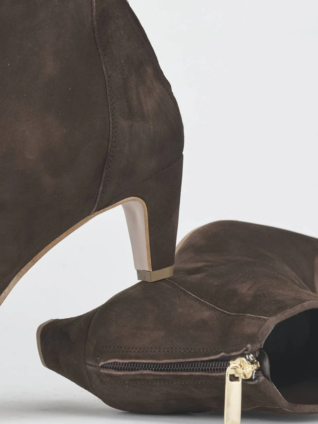 Stivaletti tacco 5cm camoscio testa