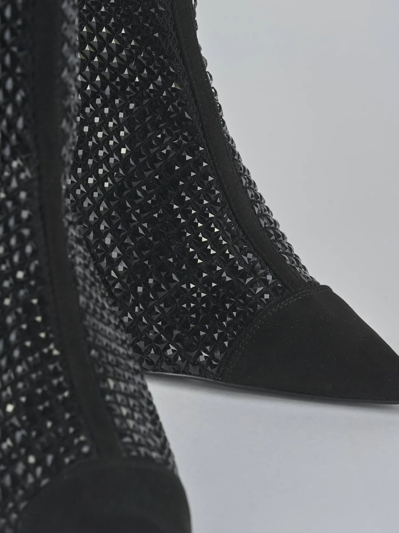 Stivaletti tacco 8cm camoscio sostenible nero