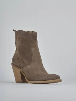 Stivaletti tacco 7cm camoscio beige