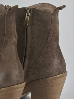 Stivaletti tacco 7cm camoscio beige