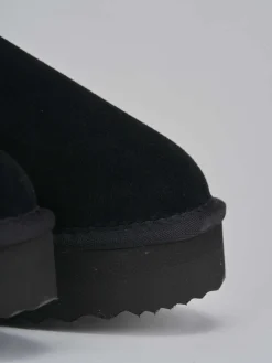 Stivaletti tacco 2cm camoscio nero