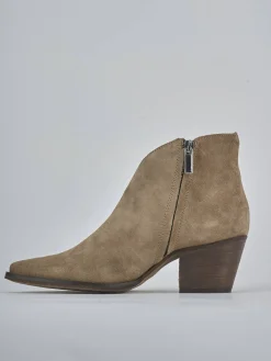 Stivaletti tacco 6cm camoscio marrone