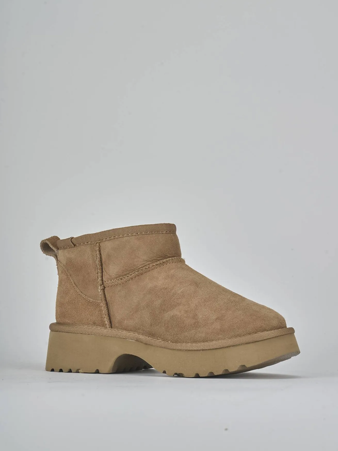 Stivaletti tacco 2cm camoscio marrone