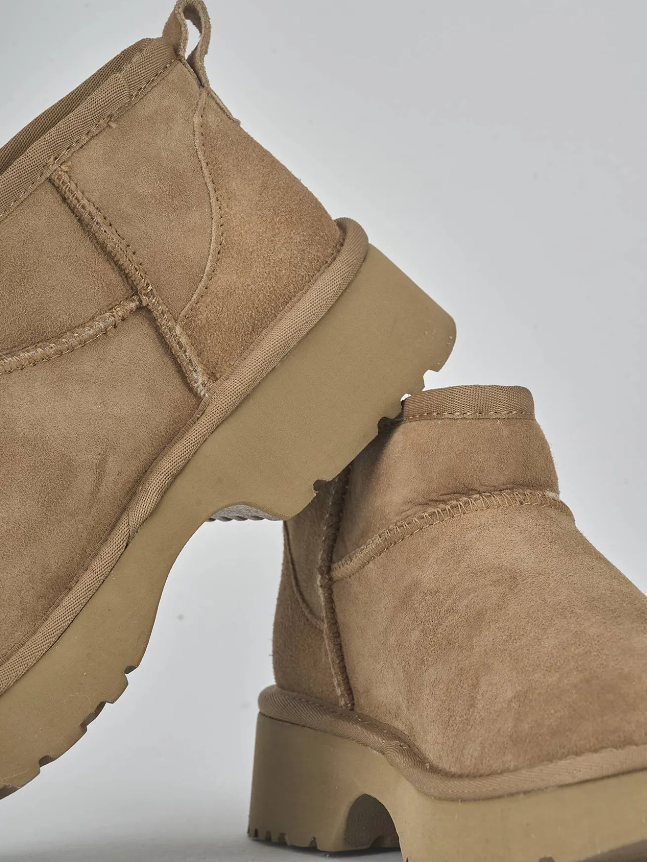 Stivaletti tacco 2cm camoscio marrone