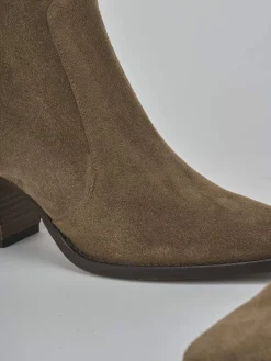 Stivaletti tacco 7cm camoscio marrone