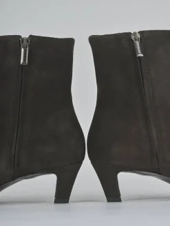 Stivaletti tacco 5cm camoscio testa