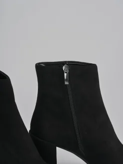 Stivaletti tacco 8cm camoscio nero