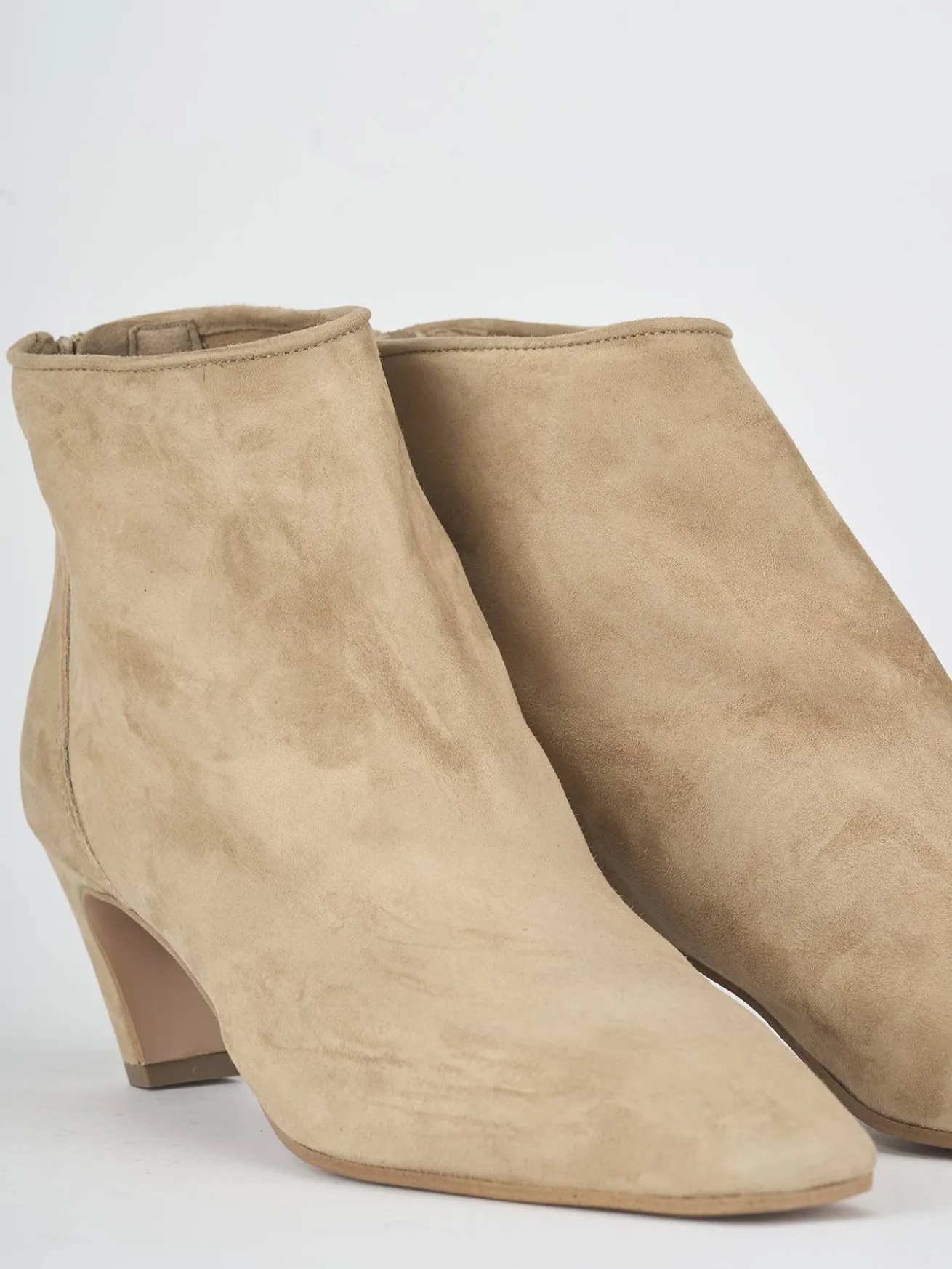 Stivaletti tacco 5cm camoscio marrone