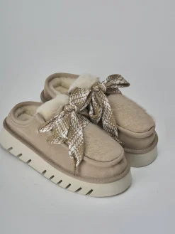 Stivaletti tacco 3cm camoscio beige