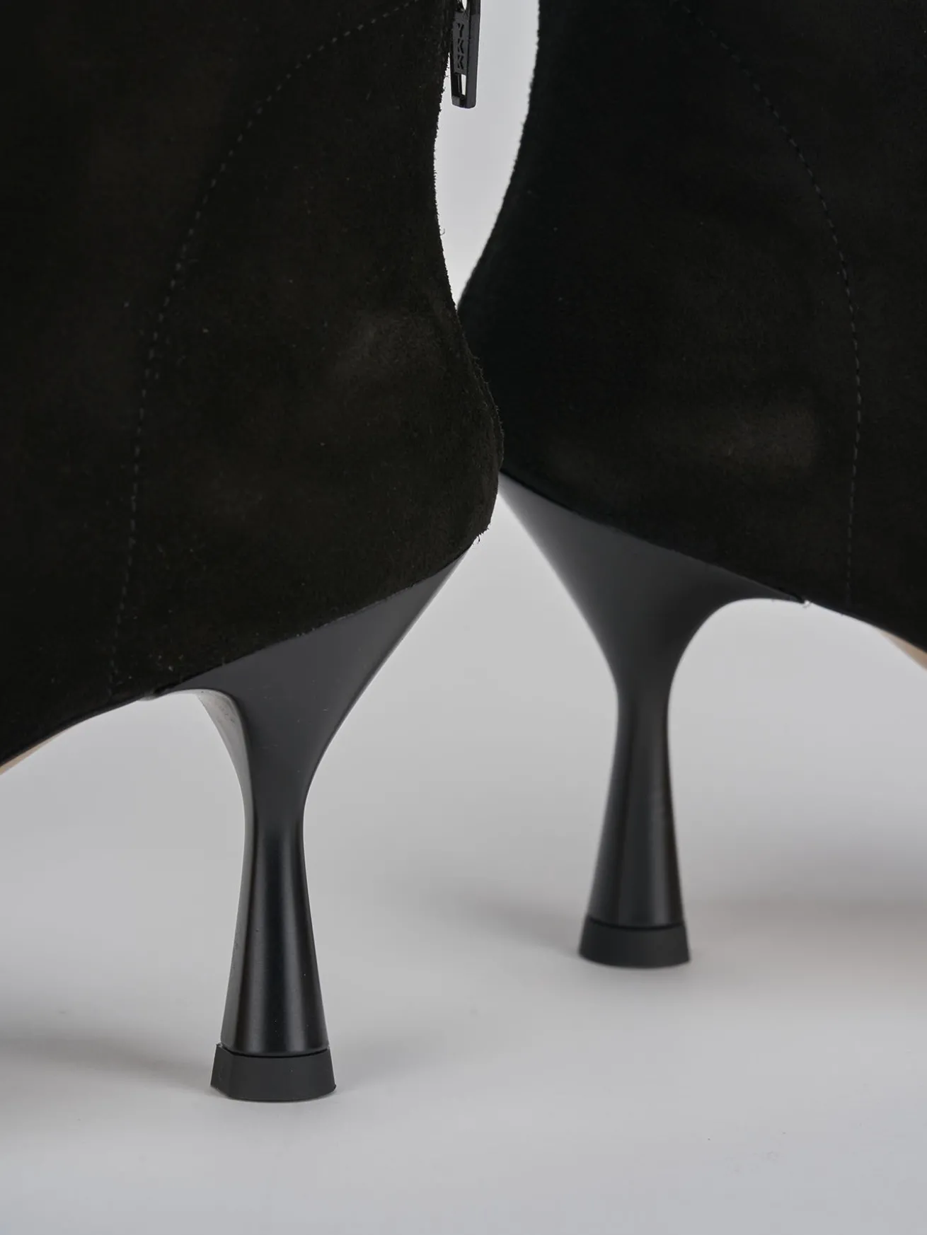 Stivaletti tacco 7cm camoscio nero