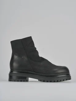 Stivaletti tacco 3cm nabuk nero