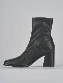 Stivaletti tacco 8cm pelle nero