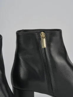 Stivaletti tacco 6cm pelle nero