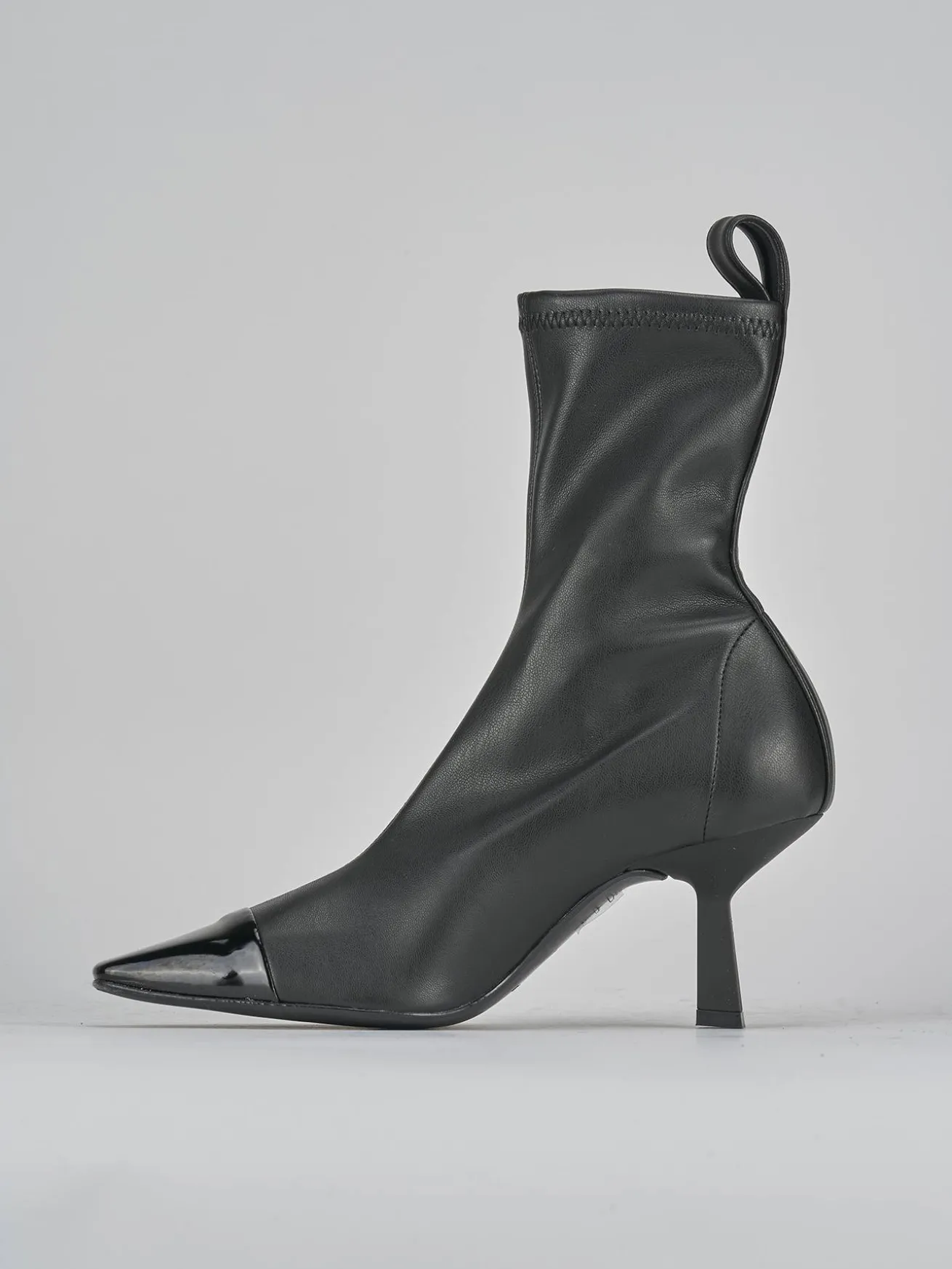 Stivaletti tacco 8cm pelle nero