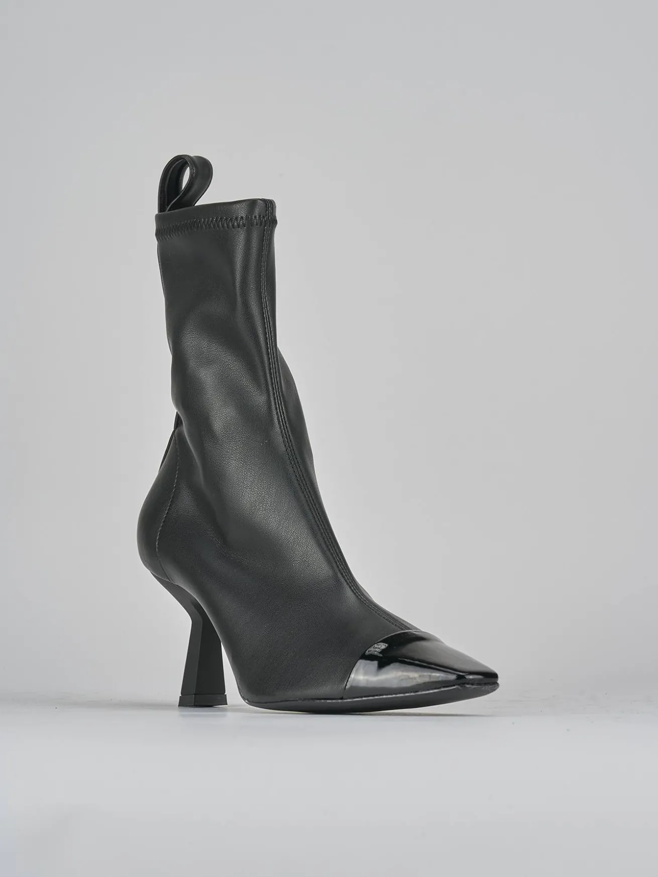 Stivaletti tacco 8cm pelle nero