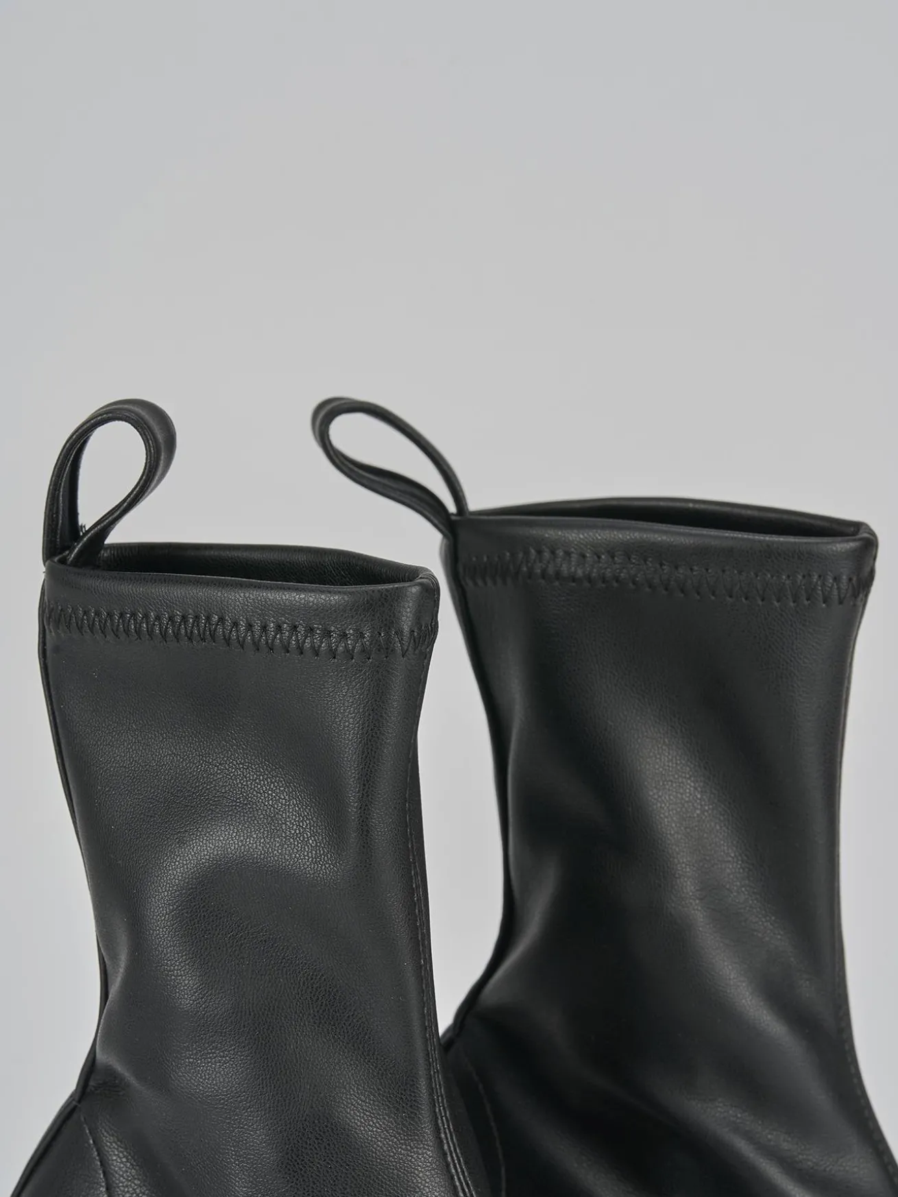 Stivaletti tacco 8cm pelle nero