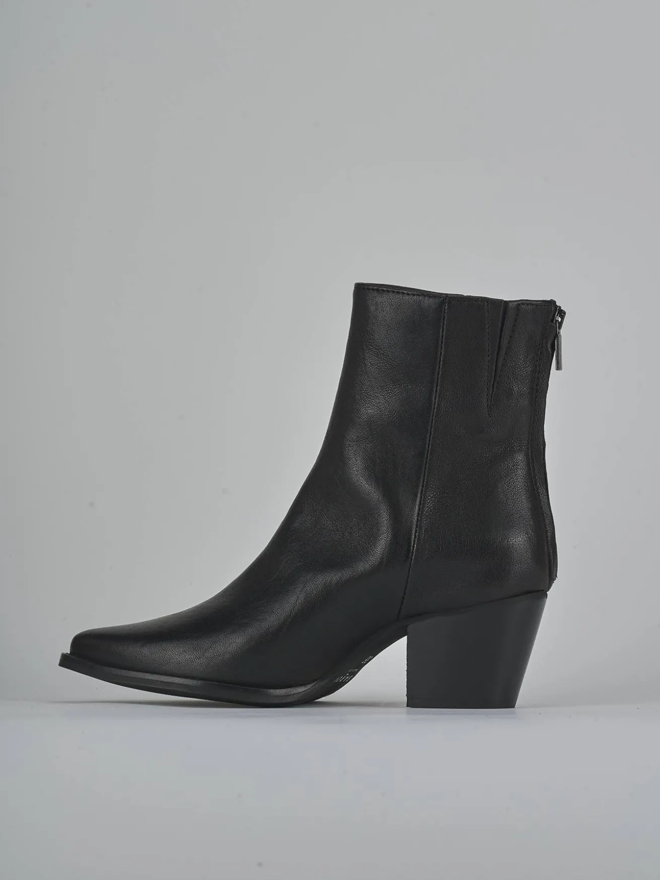 Stivaletti tacco 5cm pelle nero