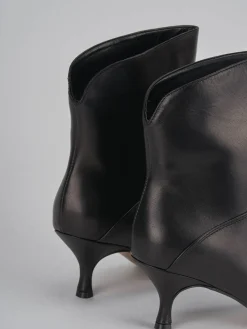 Stivaletti tacco 5cm pelle nero