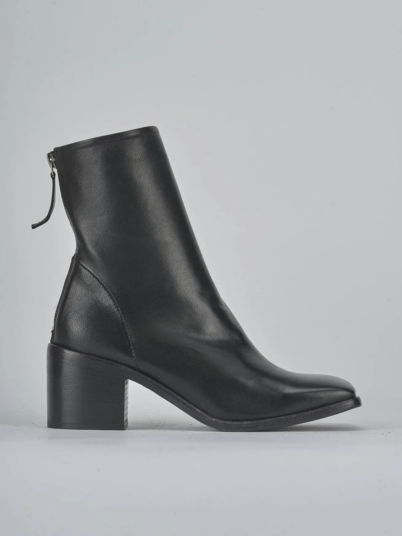 Stivaletti tacco 6cm pelle nero