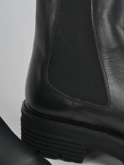 Stivaletti tacco 2cm pelle nero