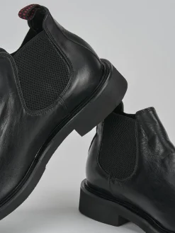 Stivaletti tacco 2cm pelle nero